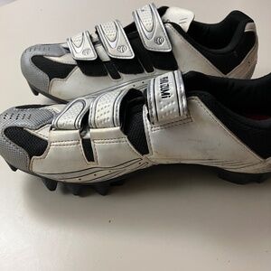 Pearl Izumi cycle shoes sped clips